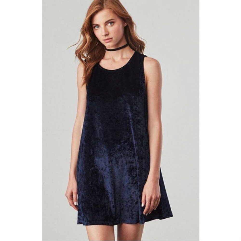 BB Dakota Crushed Velvet Sleeveless Dress Navy Blue - Size M